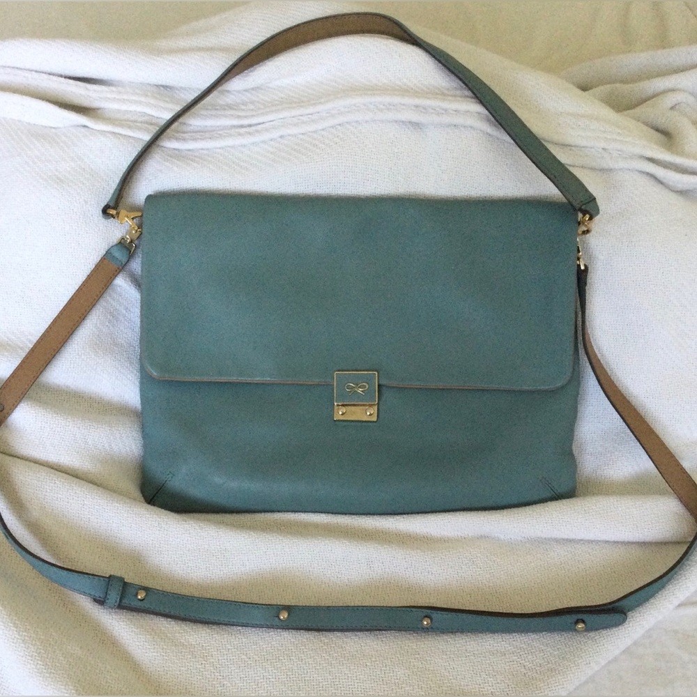 ANYA HINDMARCH Oversized Crossbody Clutch Shoulder Bag Baby Blue Leather 3way